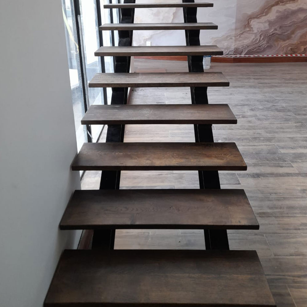 yombo-staircase-1